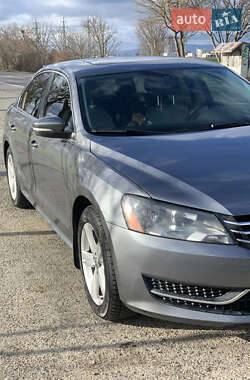 Седан Volkswagen Passat 2013 в Одесі