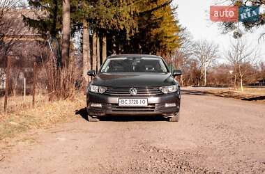 Універсал Volkswagen Passat 2015 в Золочеві