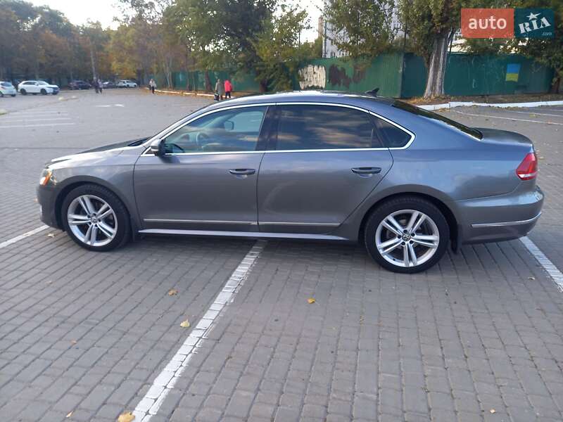 Седан Volkswagen Passat 2015 в Одессе
