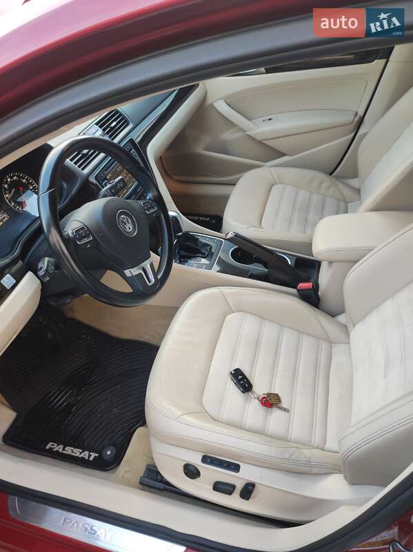 Седан Volkswagen Passat 2014 в Жашкове