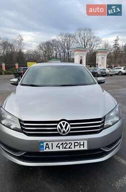 Седан Volkswagen Passat 2013 в 