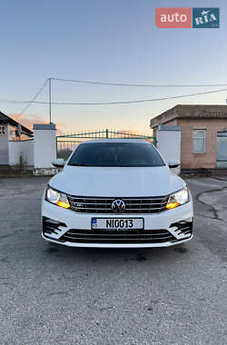 Седан Volkswagen Passat 2018 в Пирятине