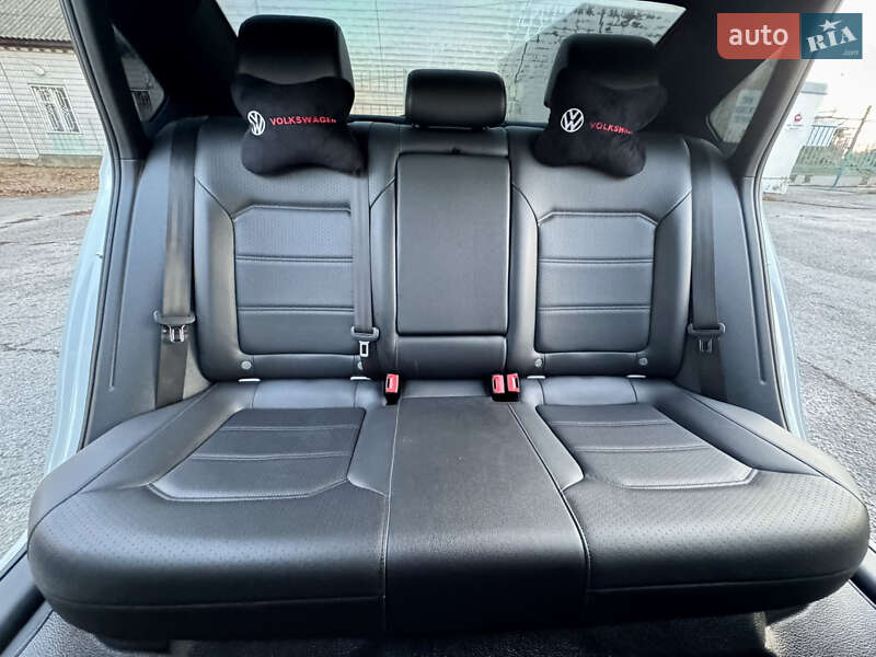 Седан Volkswagen Passat 2018 в Пирятине