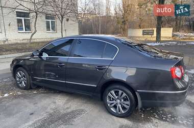 Седан Volkswagen Passat 2009 в Києві