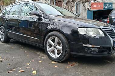 Універсал Volkswagen Passat 2007 в Харкові