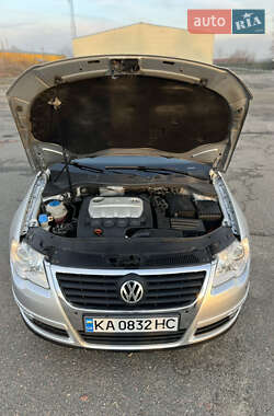 Універсал Volkswagen Passat 2008 в Києві