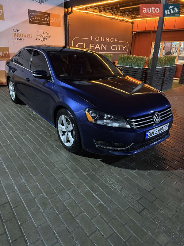 Седан Volkswagen Passat 2013 в Сумах
