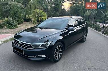 Універсал Volkswagen Passat 2015 в Кривому Розі