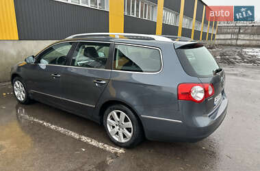 Универсал Volkswagen Passat 2010 в 