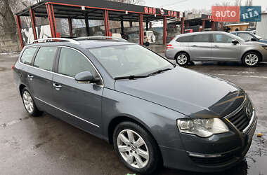 Универсал Volkswagen Passat 2010 в 