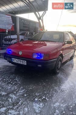 Седан Volkswagen Passat 1989 в Ивано-Франковске