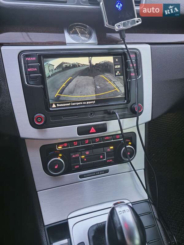 Седан Volkswagen Passat 2011 в Виноградове
