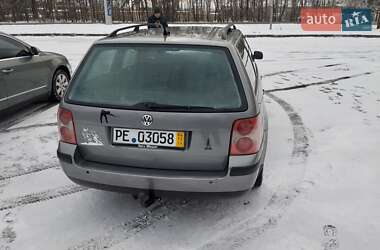 Універсал Volkswagen Passat 2003 в Шепетівці