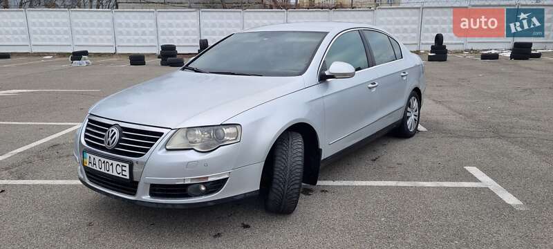 Седан Volkswagen Passat 2006 в Києві