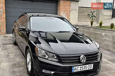 Седан Volkswagen Passat 2016 в Луцьку