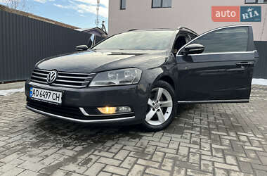 Універсал Volkswagen Passat 2011 в Ужгороді