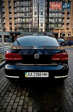 Седан Volkswagen Passat 2012 в Дніпрі