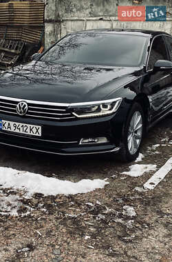 Седан Volkswagen Passat 2018 в Києві