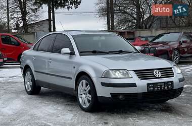 Седан Volkswagen Passat 2002 в Тернополі