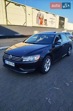 Седан Volkswagen Passat 2012 в Киеве