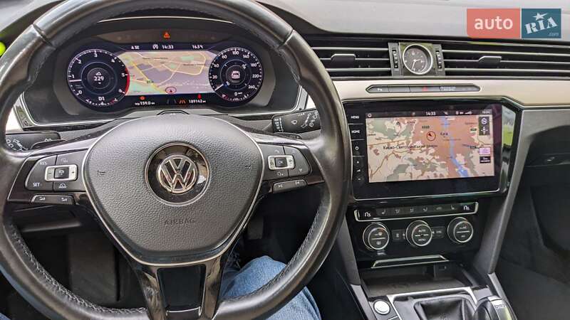 Универсал Volkswagen Passat 2017 в Ирпене