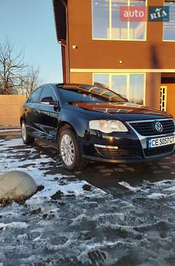 Седан Volkswagen Passat 2005 в Чернівцях