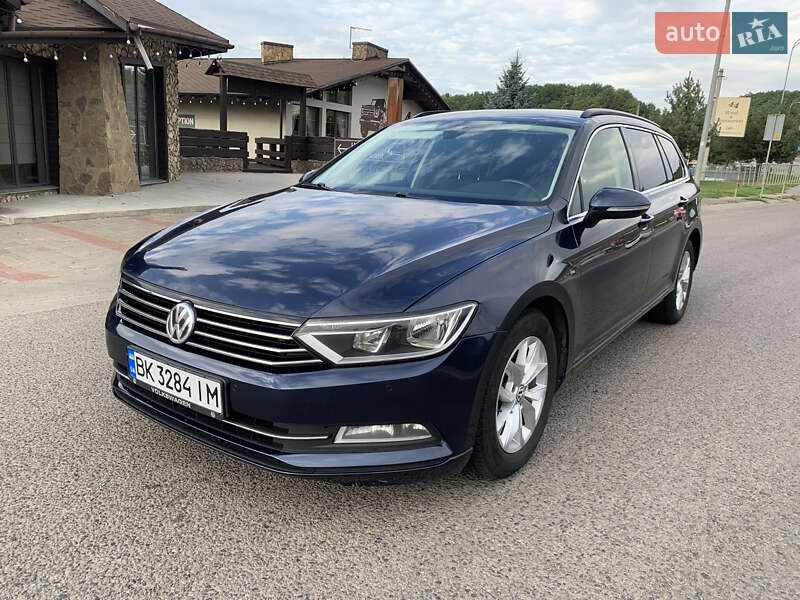 Универсал Volkswagen Passat 2016 в Ровно