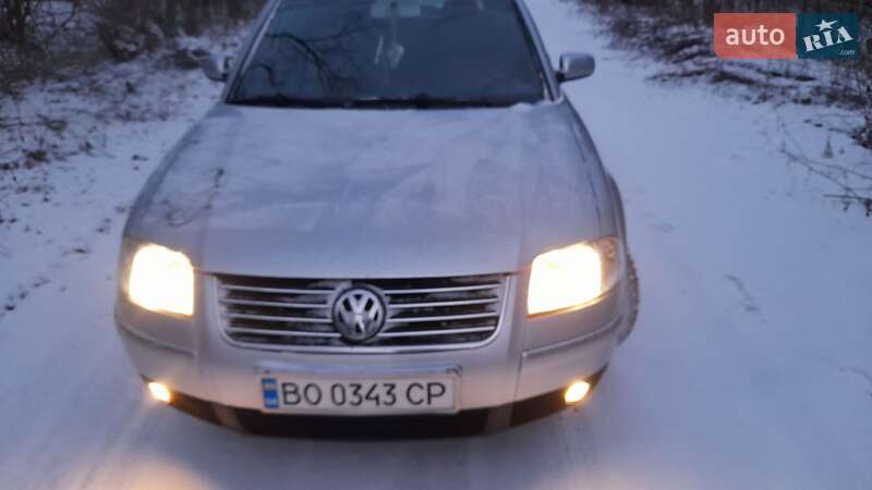 Седан Volkswagen Passat 2002 в Ланівці