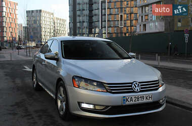 Седан Volkswagen Passat 2015 в Києві