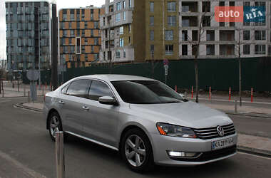 Седан Volkswagen Passat 2015 в Києві