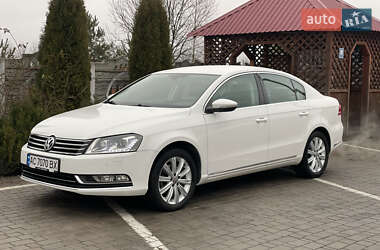 Седан Volkswagen Passat 2013 в Олевську