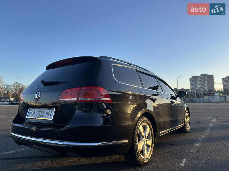 Универсал Volkswagen Passat 2011 в Киеве