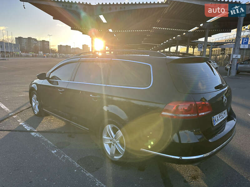 Универсал Volkswagen Passat 2011 в Киеве