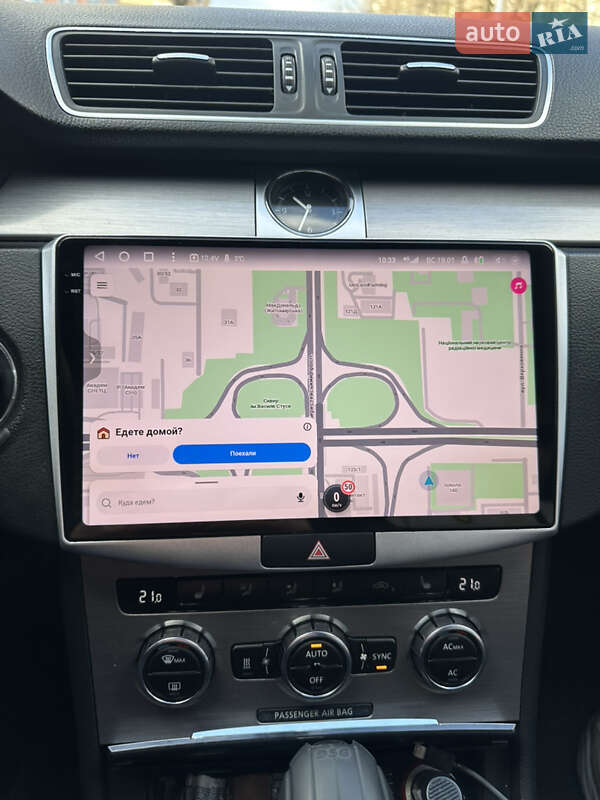 Универсал Volkswagen Passat 2011 в Киеве