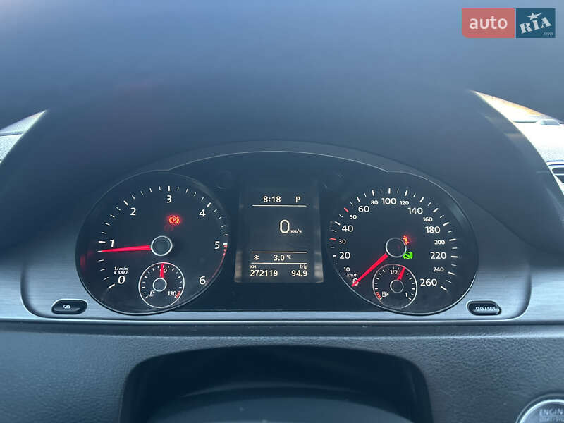 Универсал Volkswagen Passat 2011 в Киеве