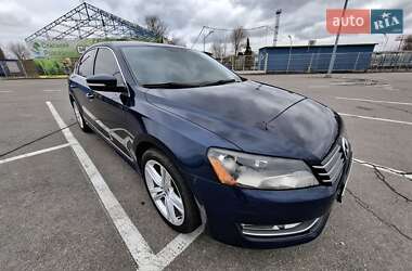 Седан Volkswagen Passat 2013 в Дніпрі