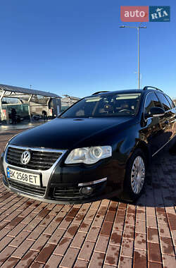 Універсал Volkswagen Passat 2008 в Сарнах