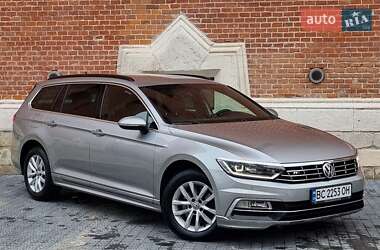 Універсал Volkswagen Passat 2015 в Львові