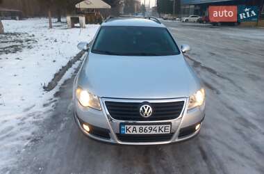 Універсал Volkswagen Passat 2006 в Львові