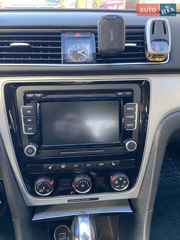 Седан Volkswagen Passat 2012 в Вишневом