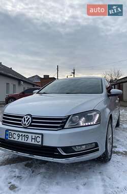 Седан Volkswagen Passat 2012 в 