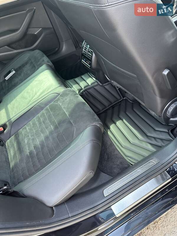 Седан Volkswagen Passat 2016 в Києві