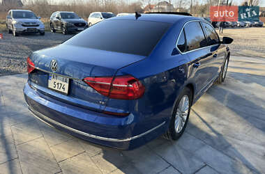Седан Volkswagen Passat 2016 в 