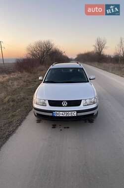 Універсал Volkswagen Passat 1998 в Гусятині