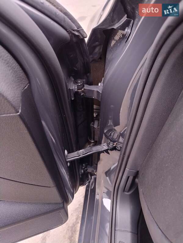 Универсал Volkswagen Passat 2019 в Киеве фото 27 Универсал Volkswagen Passat 2019 в Киеве