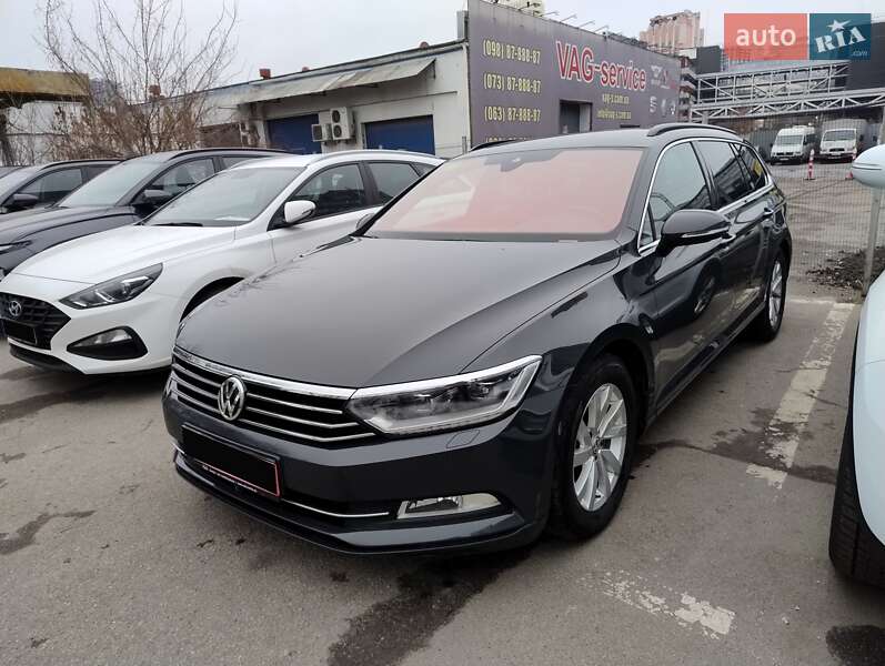 Универсал Volkswagen Passat 2019 в Киеве фото 45 Универсал Volkswagen Passat 2019 в Киеве
