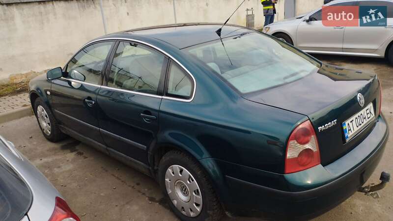 Седан Volkswagen Passat 2002 в Львове