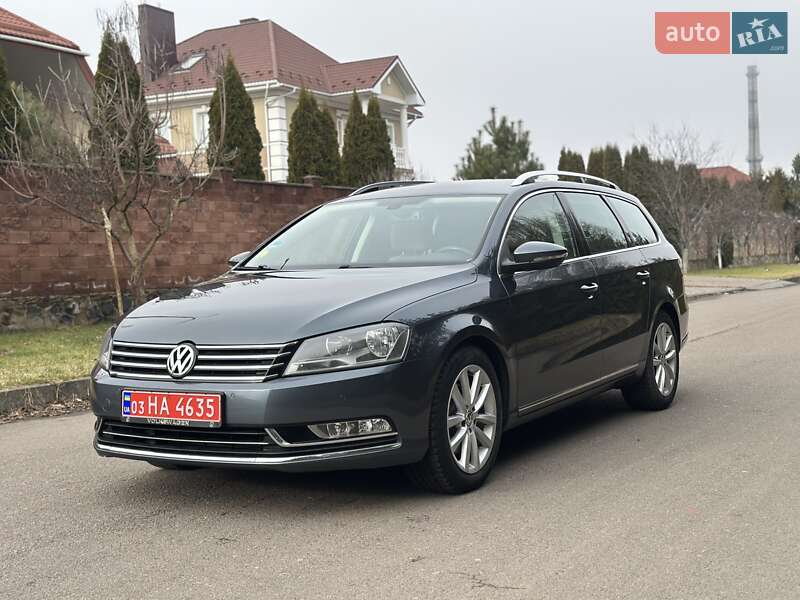 Универсал Volkswagen Passat 2012 в Ровно