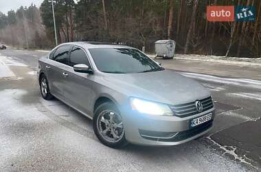 Седан Volkswagen Passat 2014 в Киеве