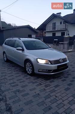 Універсал Volkswagen Passat 2012 в Славському